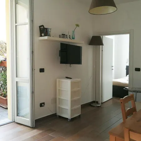 Al Molo 3 アパート